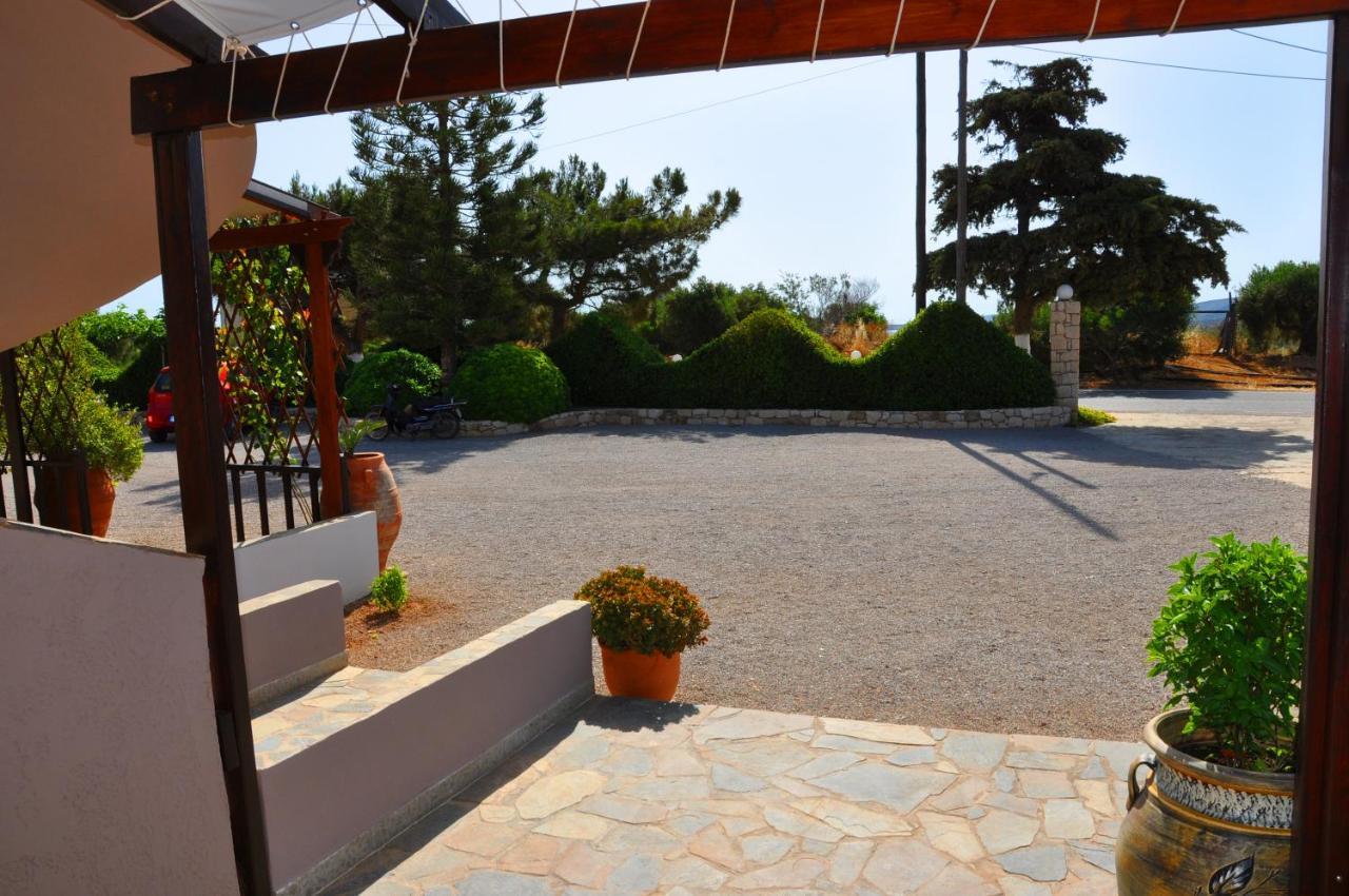 Lagos Studios & Apartments Palekastro Exteriér fotografie